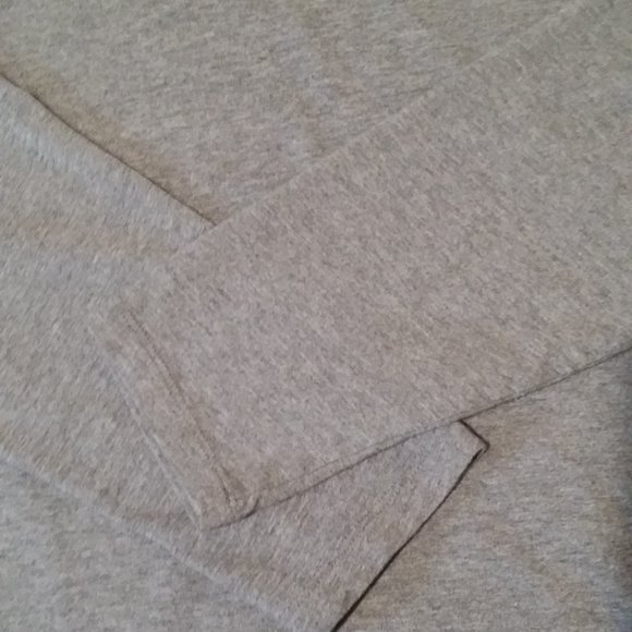 Gray Long Sleeved Tee - Picture 5 of 7